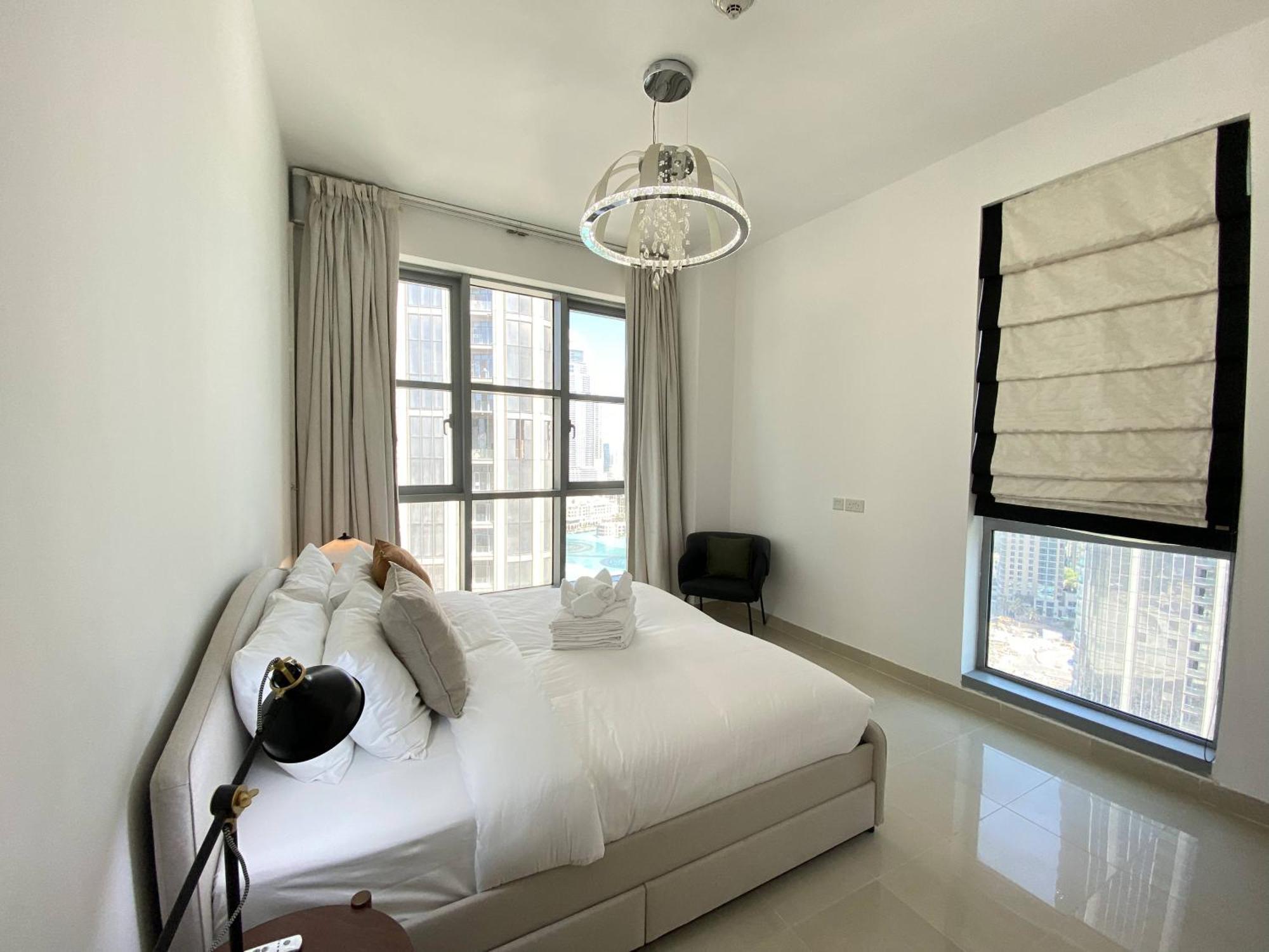 Lux Bnb Standpoint Tower Burj & Fountain Views Dubai Exterior photo